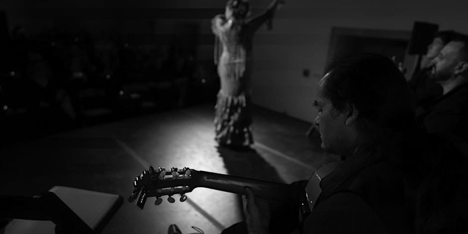 Concierto Íntimo: Greek music by Mana Mou Pono