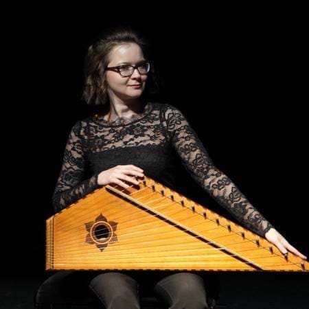 Olga Shishkina on Gusli: Mini-Concert