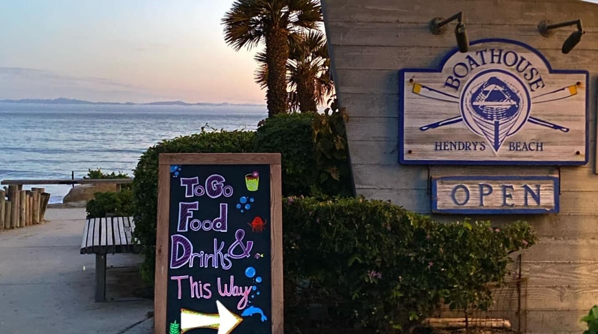 Boathouse at Hendry’s Beach. Image Source: Boathouse at Hendry’s Beach/Instagram