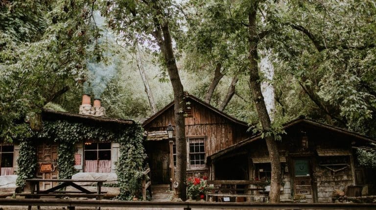 Cold Spring Tavern. Image Source: Facebook/Cold Spring Tavern