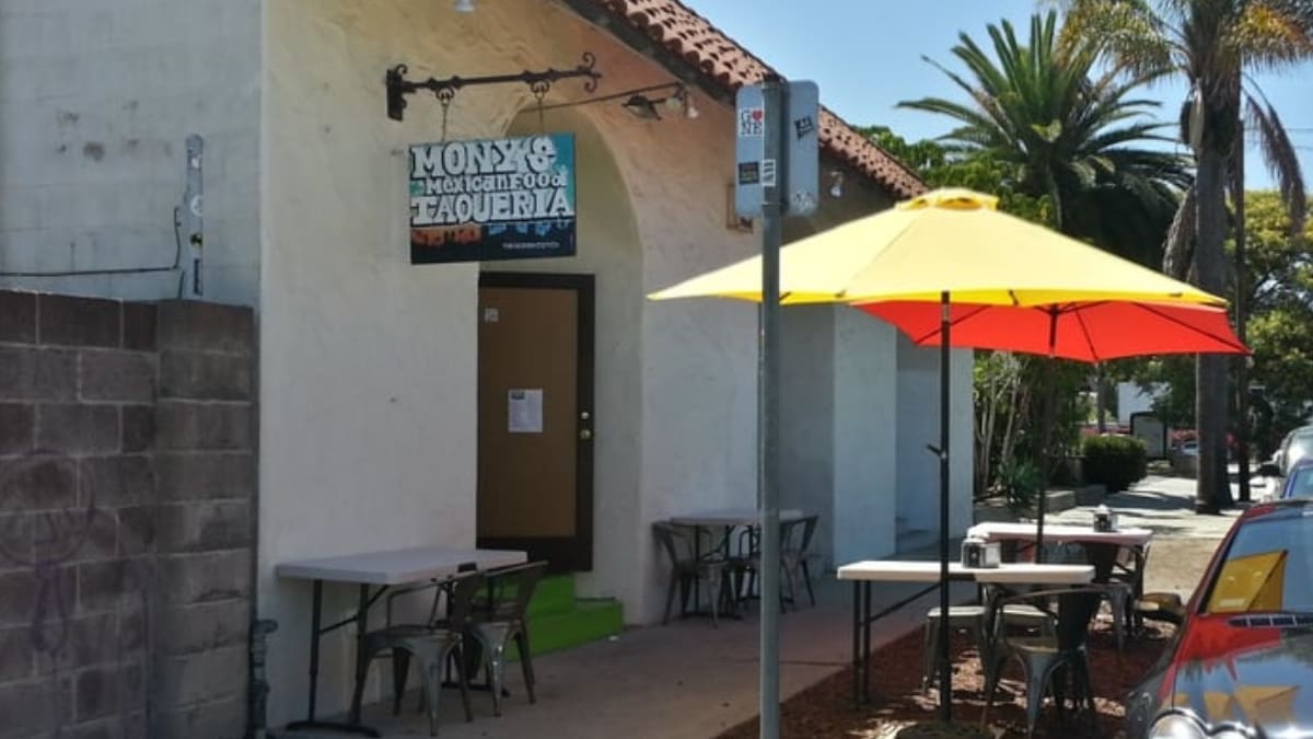 Mony’s Mexican Food. Image Source: Ken F./Yelp